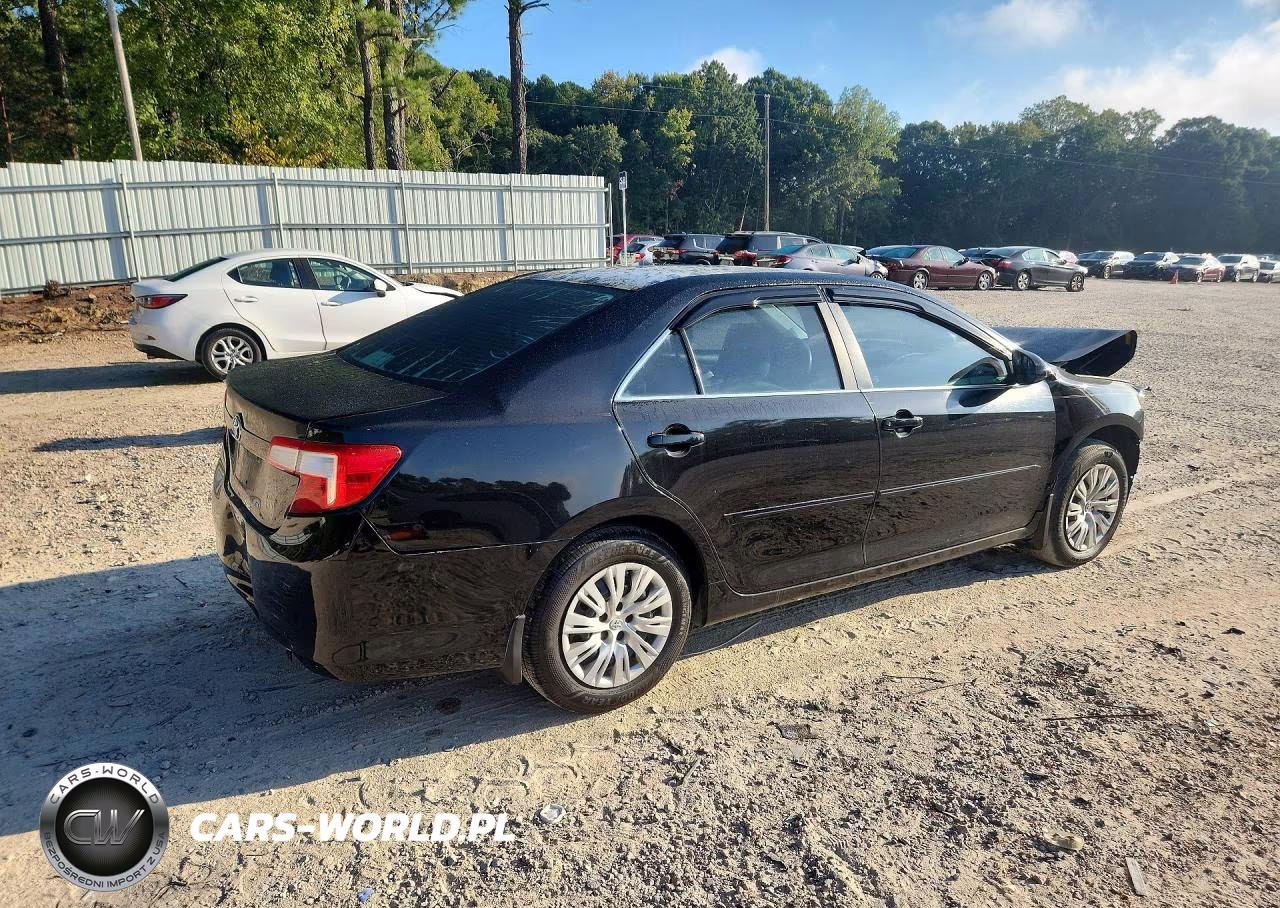2012 Toyota Camry L VIN:4T1BF1FK1CU627885 - 3