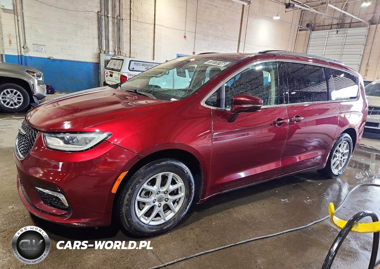 2022 Chrysler Pacifica Touring L