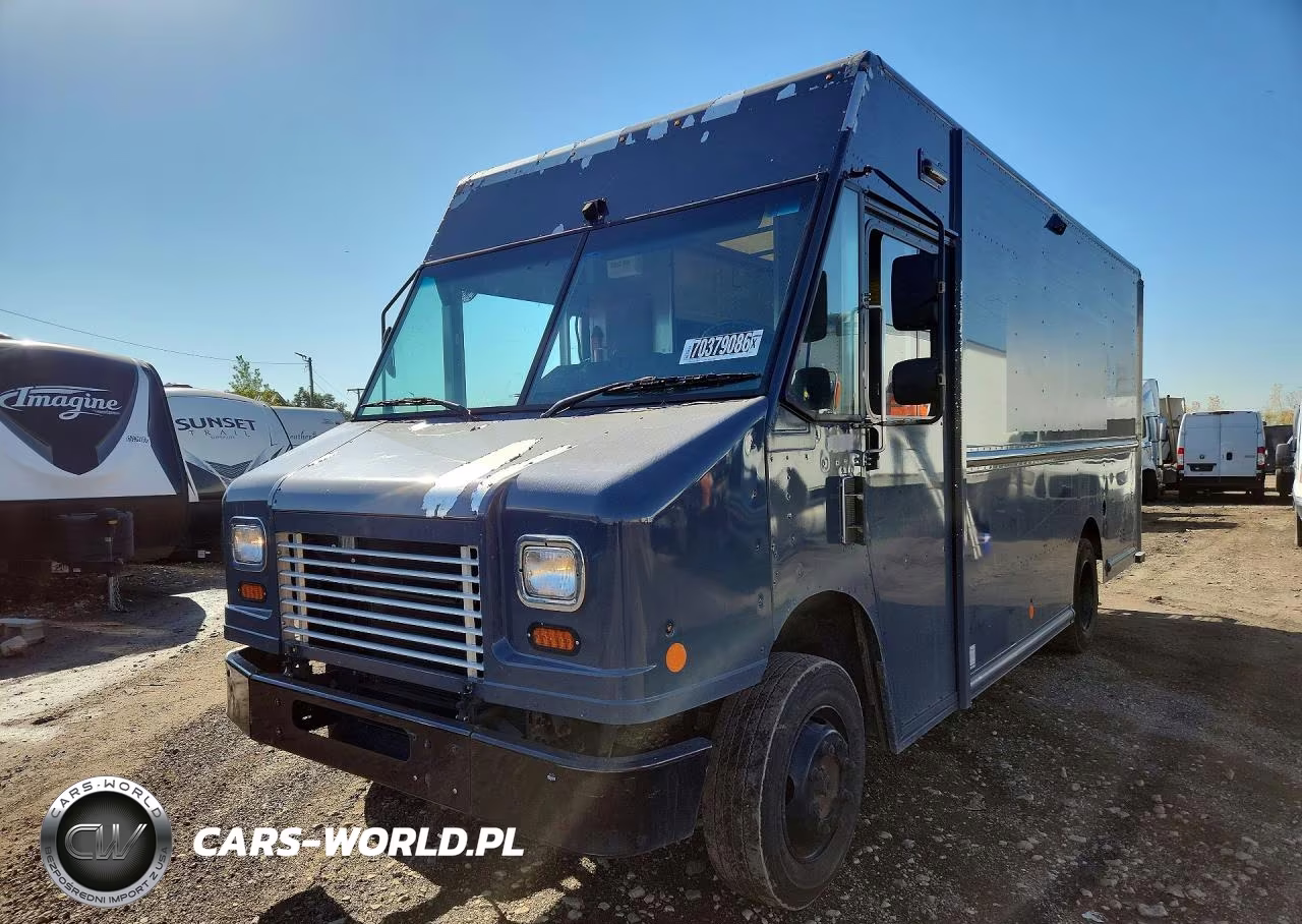 2020 Freightliner Mt45G Chassis Delivery Truck