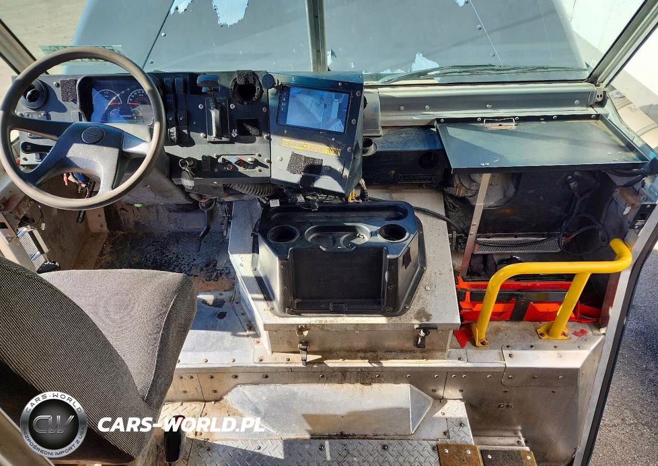 2020 Freightliner Mt45G Chassis Delivery Truck VIN:4UZAC2EA5LCMF2433 - 8