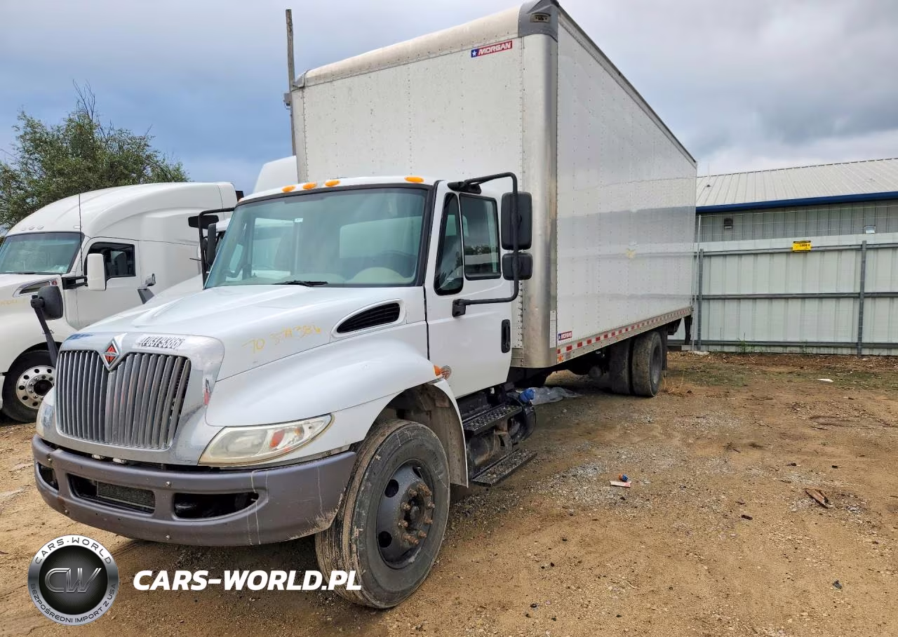 2019 International 4300 Box Truck – zdjęcie 1 z 13