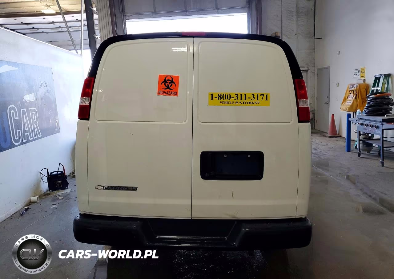 2025 Chevrolet Express 2500 Cargo Delivery Van VIN:1GCWGAFP1S1182157 - 6