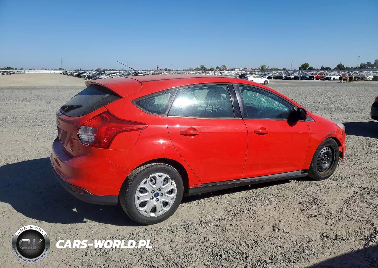 2012 Ford Focus Se VIN:1FAHP3K20CL314643 - 3