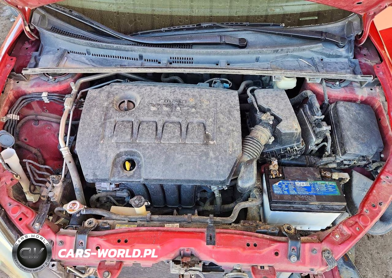 2018 Toyota Corolla Le VIN:5YFBURHE8JP816401 - 11