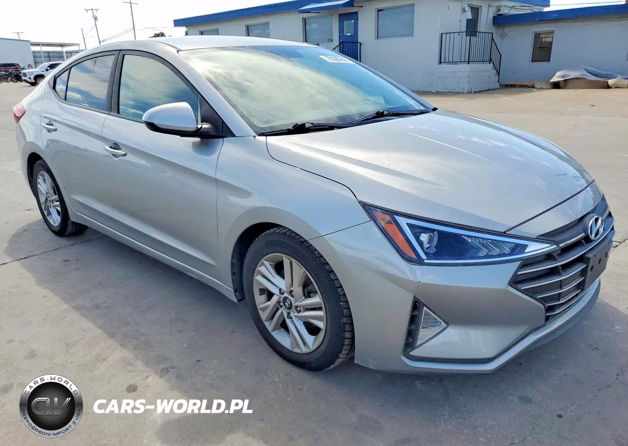 2020 Hyundai Elantra Sel VIN:5NPD84LF8LH566884 - 4