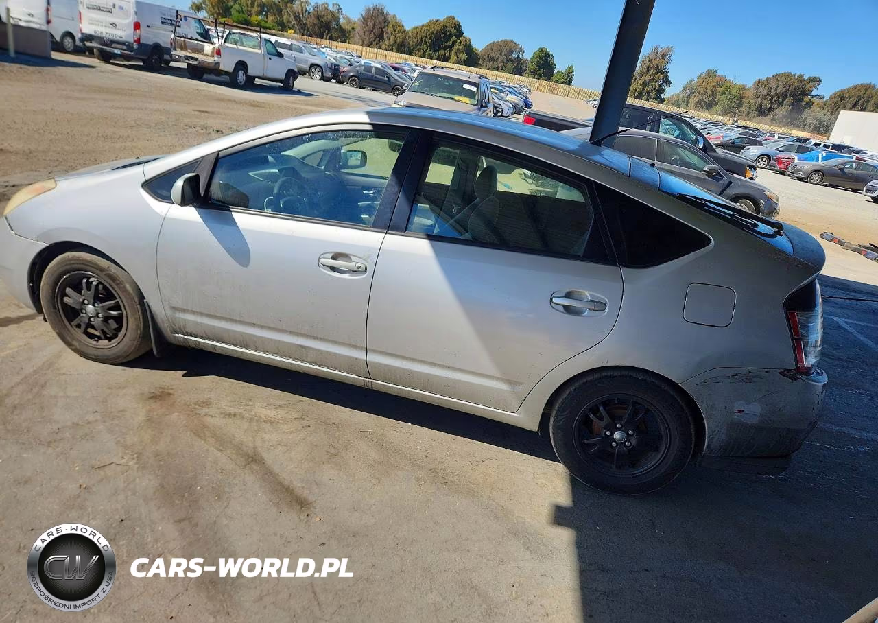 2005 Toyota Prius Base VIN:JTDKB20U057040983 - 2