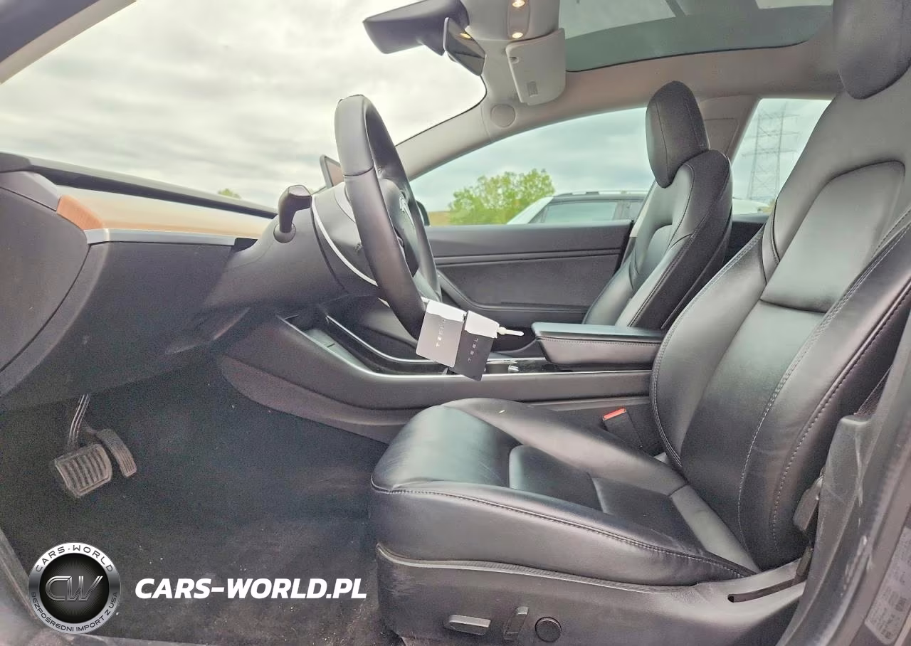 2019 Tesla Model 3 VIN:5YJ3E1EA5KF434344 - 7