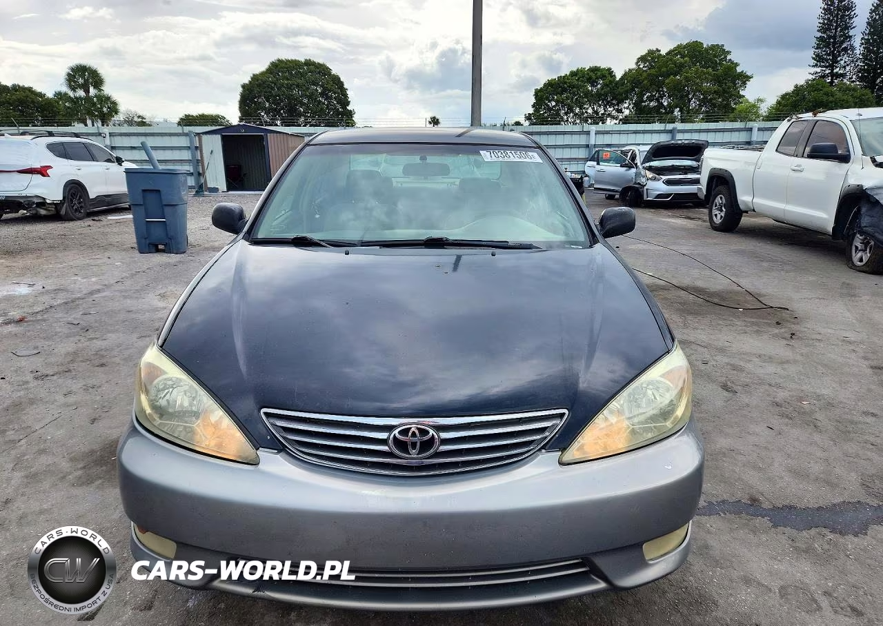 2004 Toyota Camry Le VIN:4T1BE32K54U333329 - 5