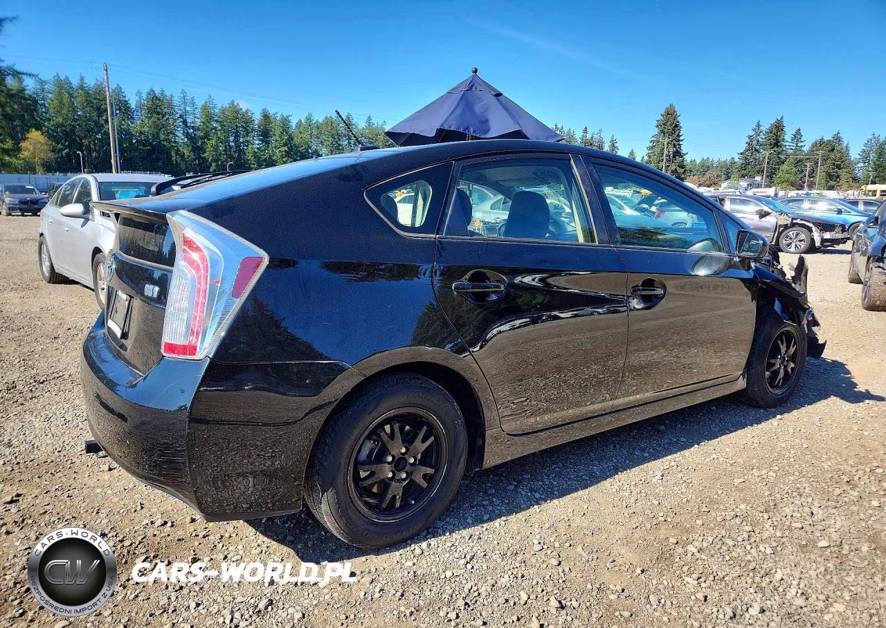 2013 Toyota Prius Three VIN:JTDKN3DU4D5627298 - 3