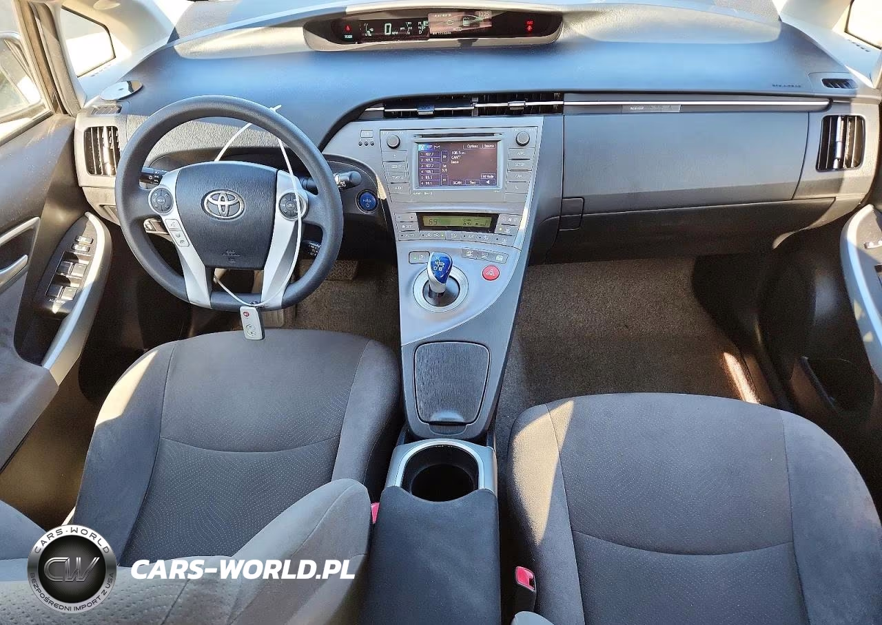 2013 Toyota Prius Three VIN:JTDKN3DU4D5627298 - 8