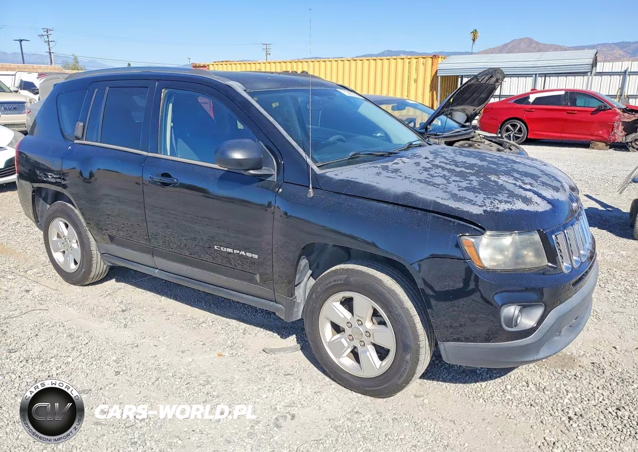 2014 Jeep Compass Sport VIN:1C4NJCBA1ED696717 - 4
