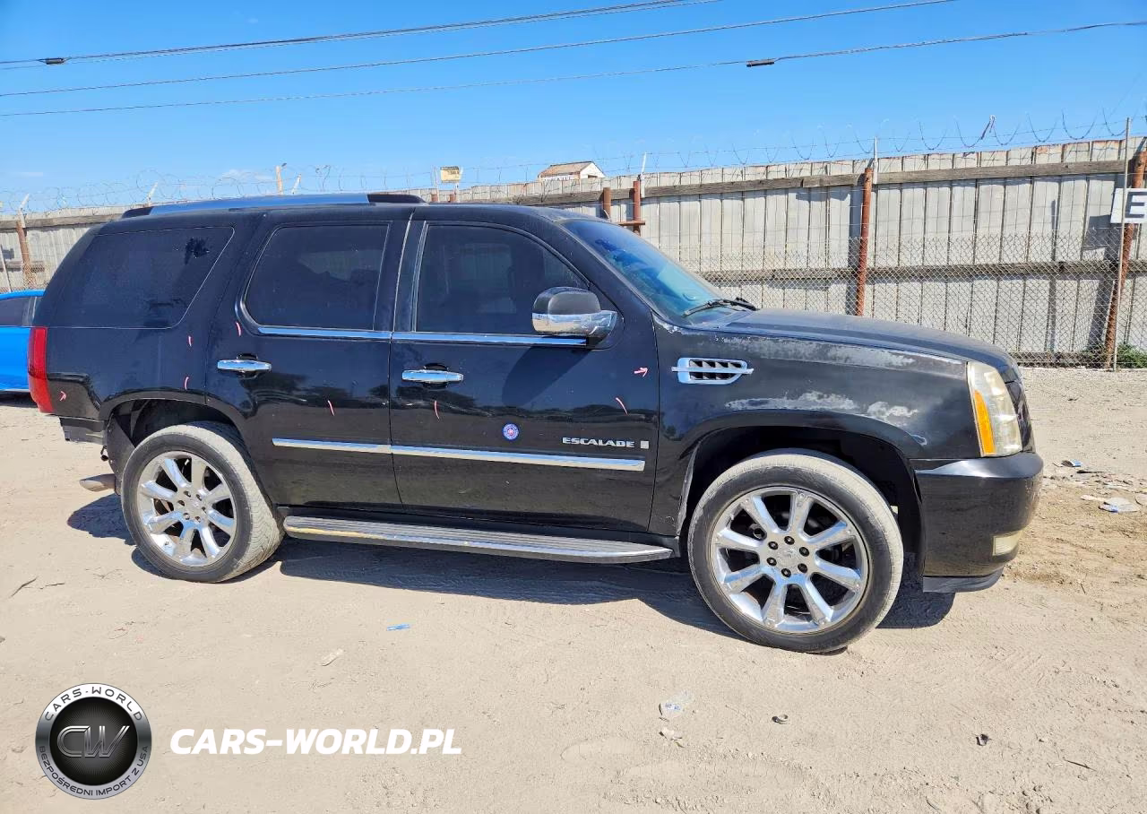 2007 Cadillac Escalade Luxury VIN:1GYFK63837R218457 - 4