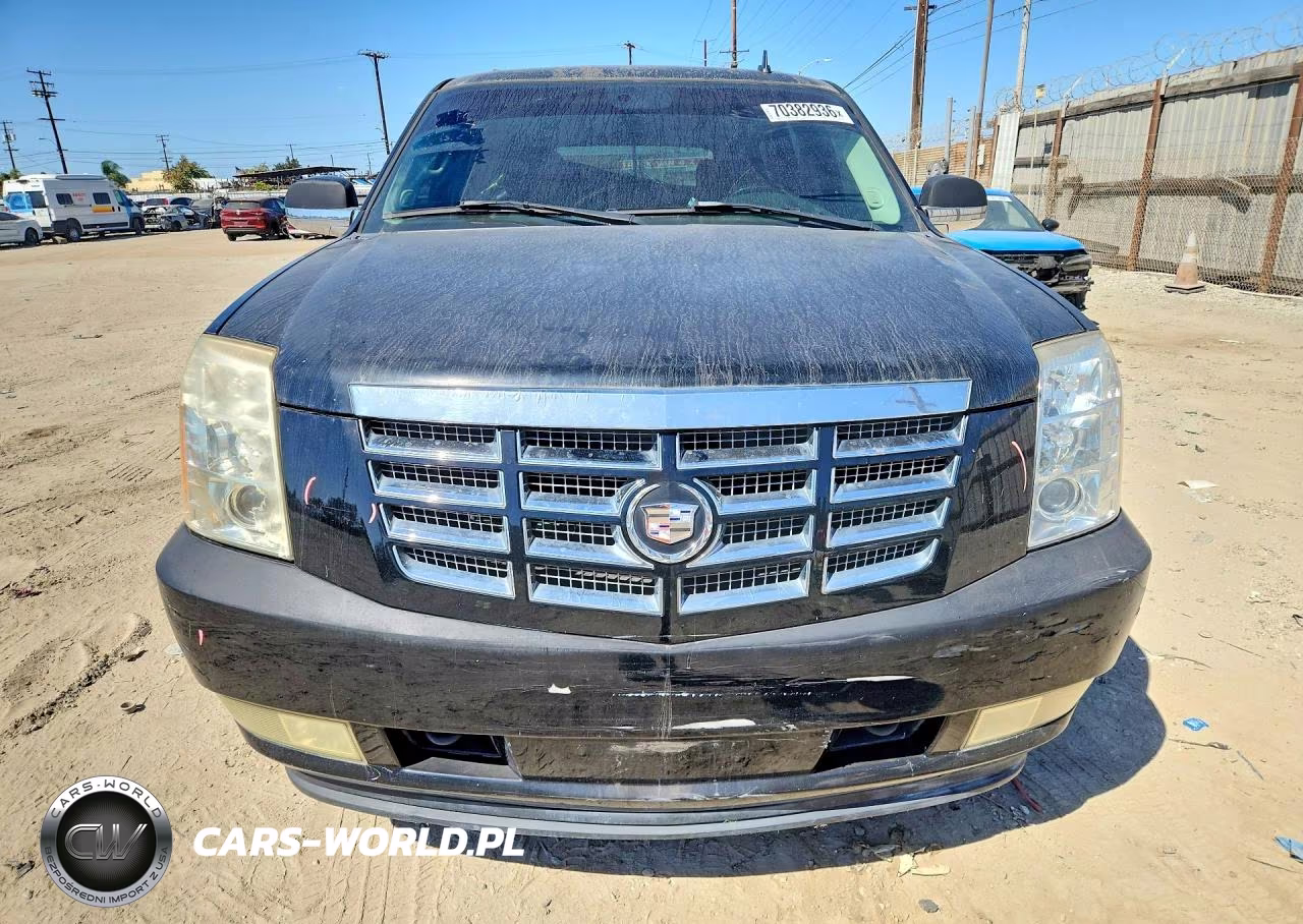 2007 Cadillac Escalade Luxury VIN:1GYFK63837R218457 - 5