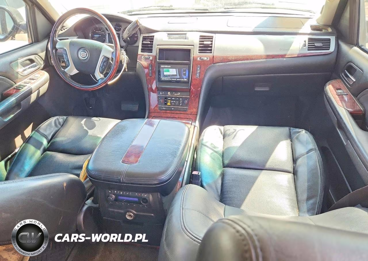 2007 Cadillac Escalade Luxury VIN:1GYFK63837R218457 - 8