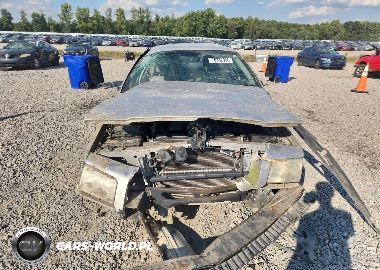 2008 Mercury Grand Marquis Ls VIN:2MEFM75V48X659366 - 5