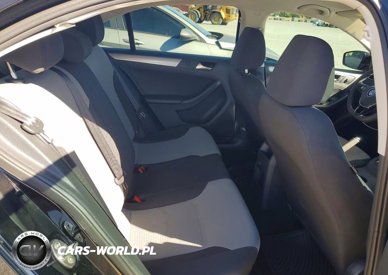 2017 Volkswagen Jetta S VIN:3VW2B7AJXHM323626 - 10