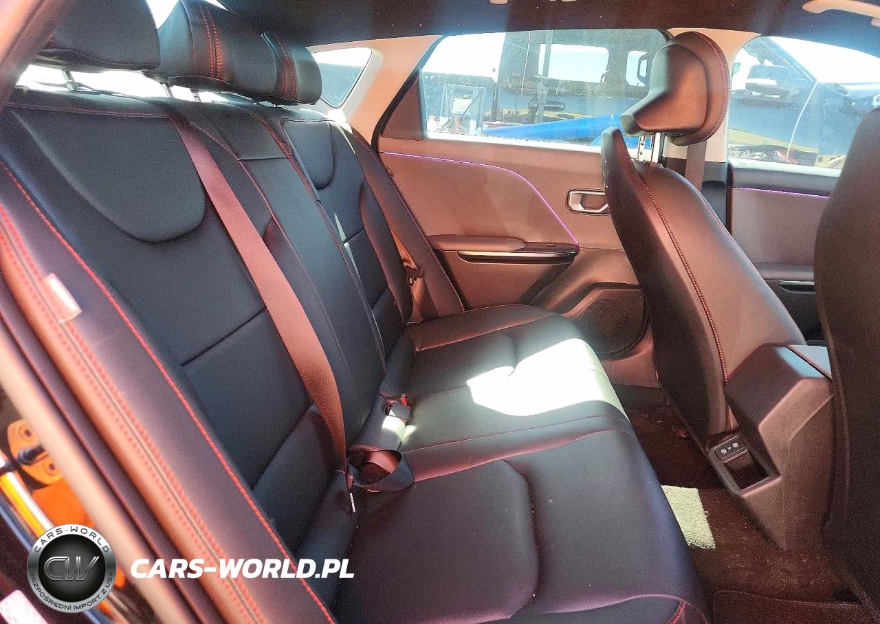 2025 Kia K4 Lxs VIN:3KPFT4DE6SE085810 - 10