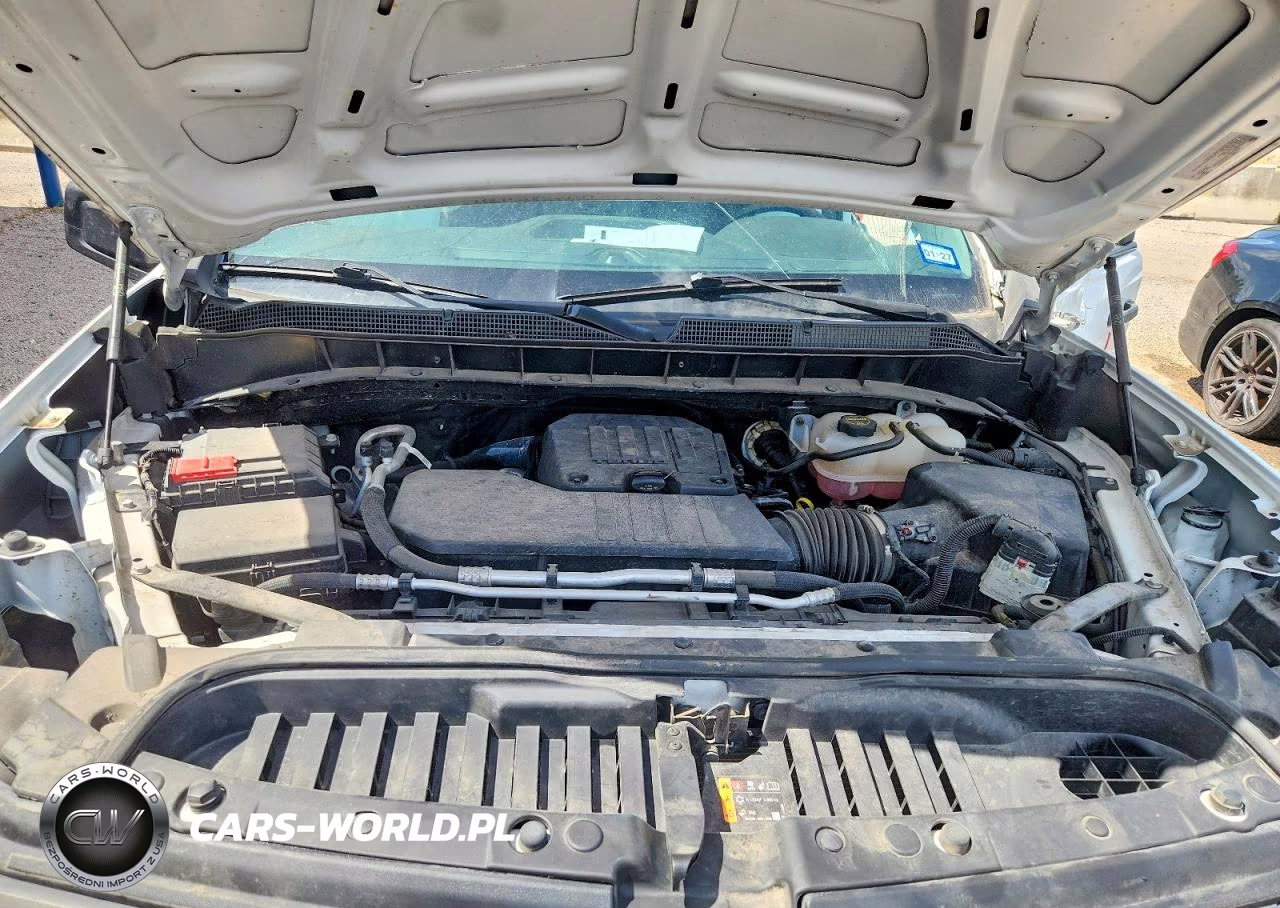 2024 Chevrolet Silverado K1500 VIN:3GCPDAEK9RG415880 - 11