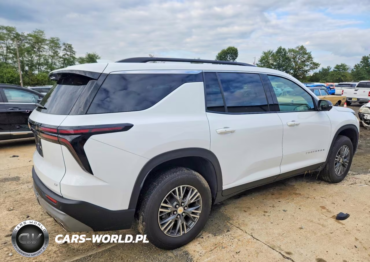 2024 Chevrolet Traverse Lt VIN:1GNEVGKS8RJ182267 - 3
