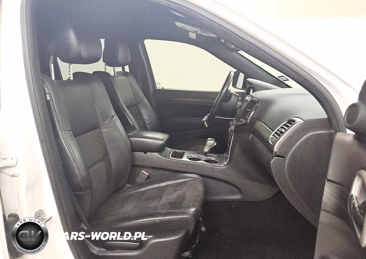 2019 Jeep Grand Cherokee Laredo VIN:1C4RJEAG0KC776868 - 14