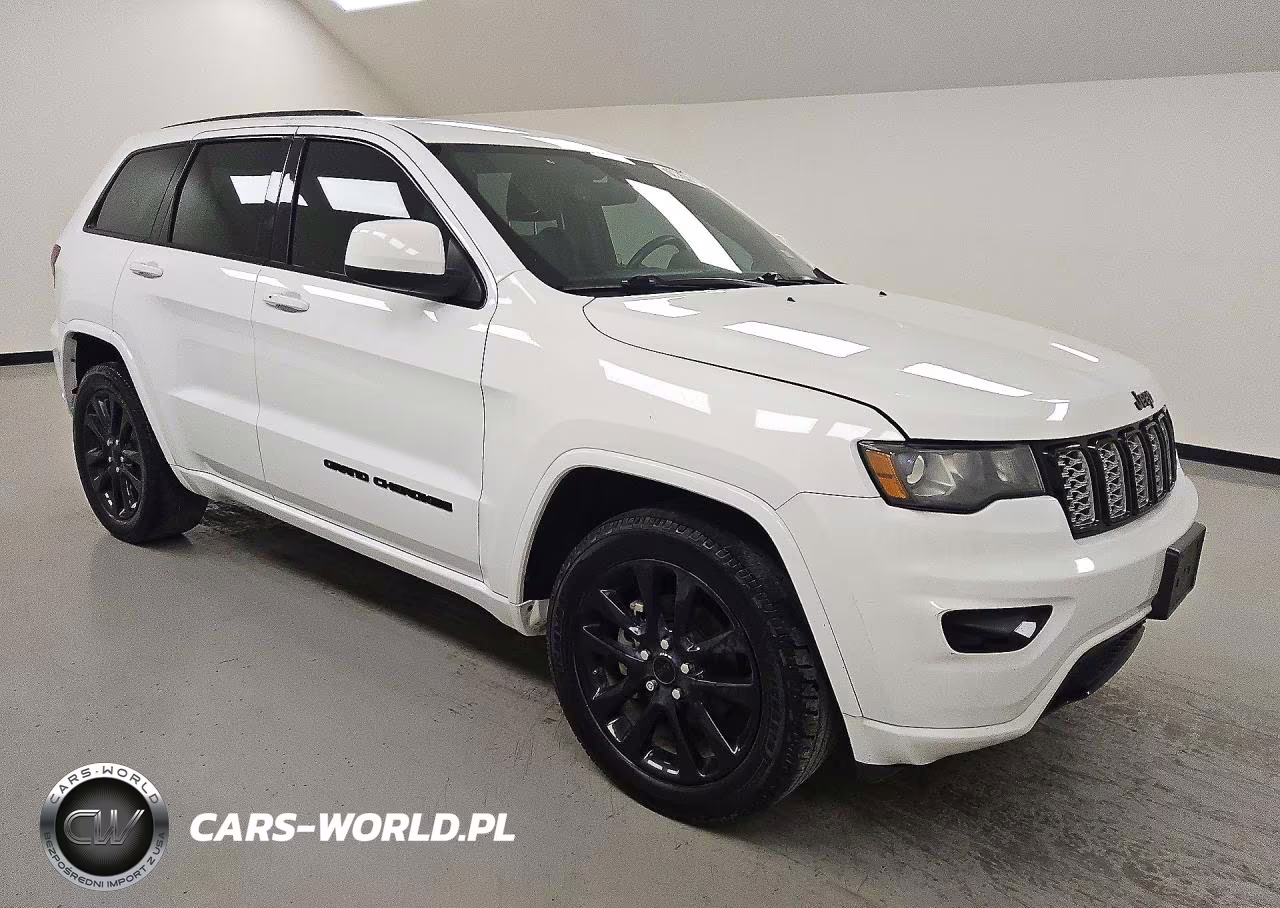 2019 Jeep Grand Cherokee Laredo VIN:1C4RJEAG0KC776868 - 4
