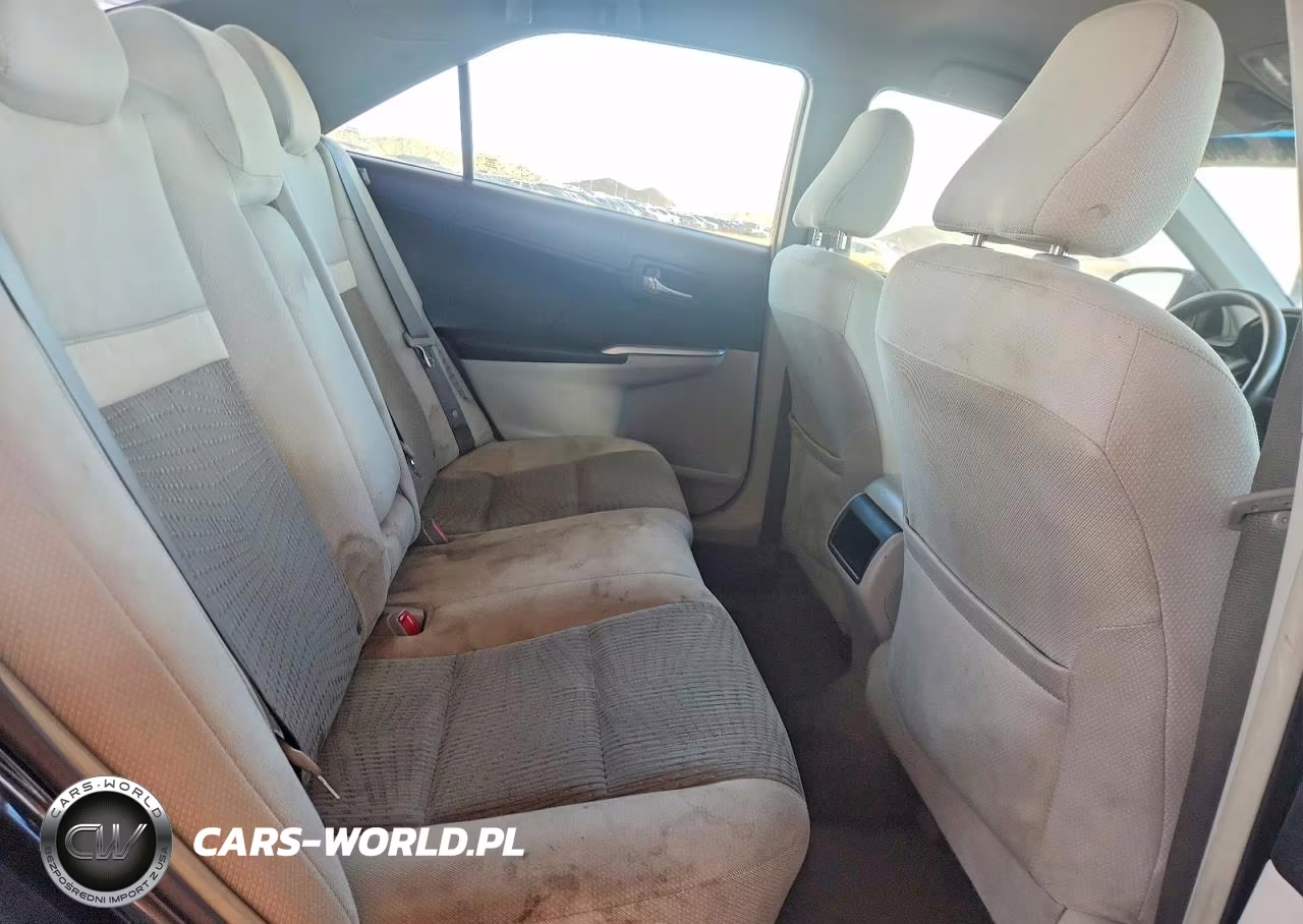 2012 Toyota Camry Hybrid Le VIN:4T1BD1FK7CU048714 - 10