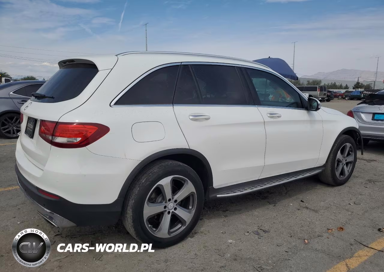 2017 Mercedes-Benz Glc 300 VIN:WDC0G4JB8HF168782 - 3