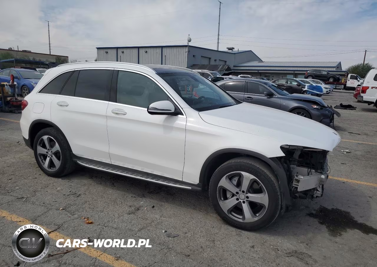 2017 Mercedes-Benz Glc 300 VIN:WDC0G4JB8HF168782 - 4