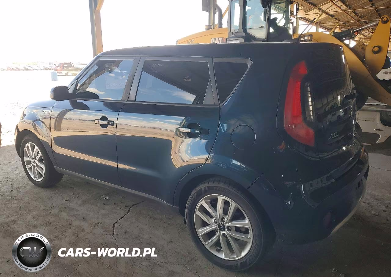 KIA SOUL + VIN:KNDJP3A57J7531944 - 2