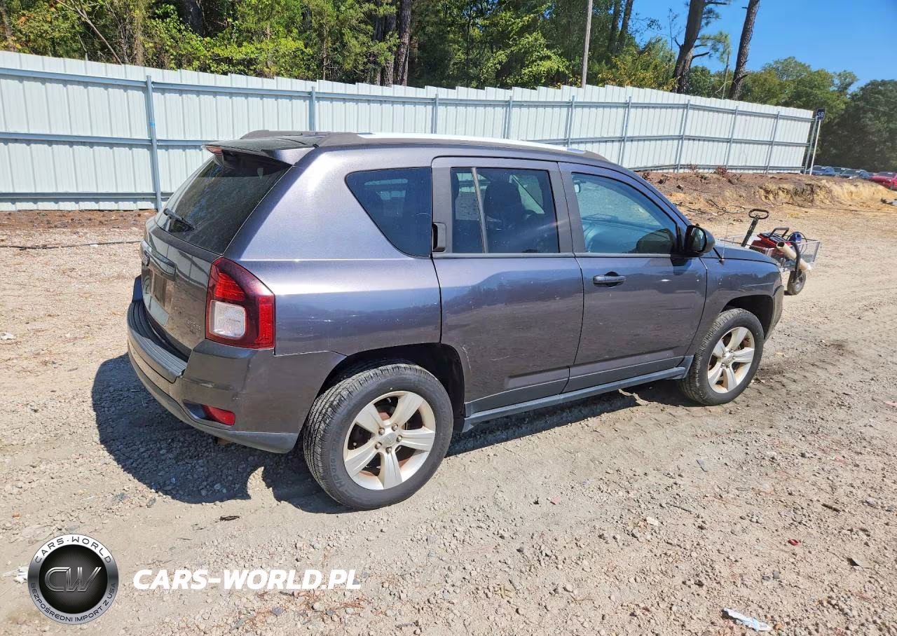2015 Jeep Compass Sport VIN:1C4NJDBB8FD214664 - 3