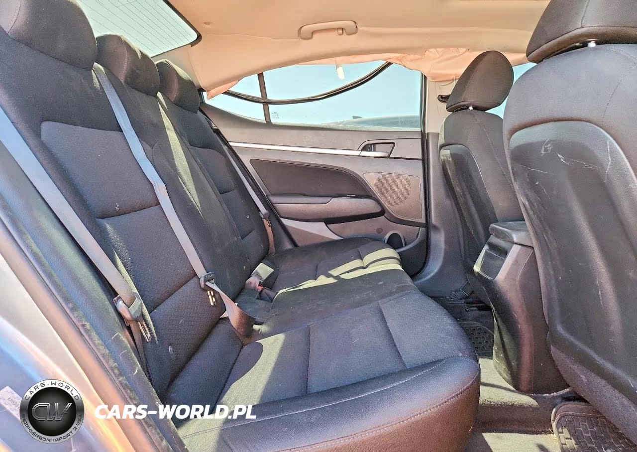 2019 Hyundai Elantra Value Edition VIN:KMHD84LFXKU878107 - 10