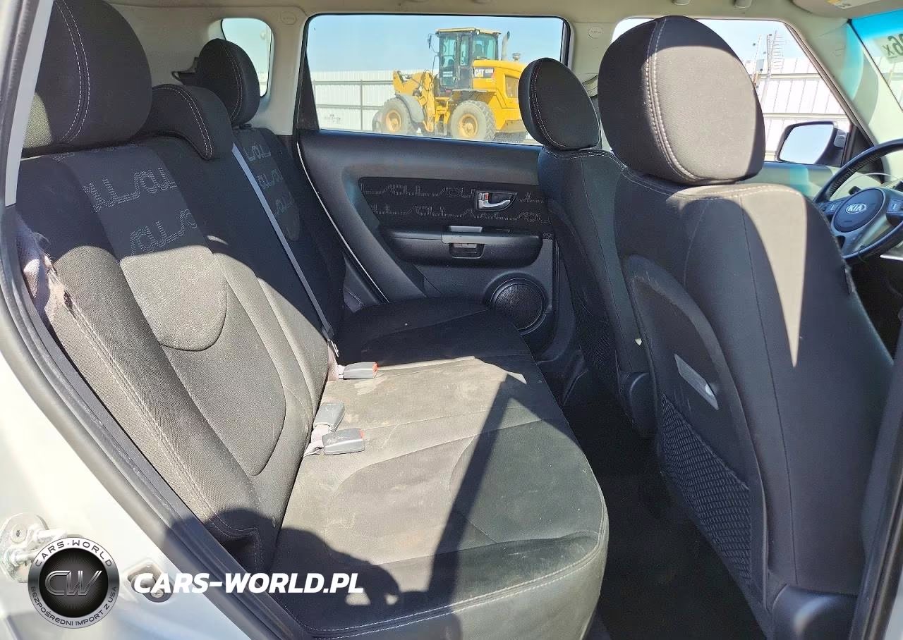 2013 Kia Soul + VIN:KNDJT2A61D7757965 - 10