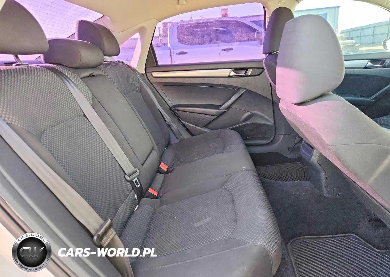 2012 Volkswagen Passat VIN:1VWAP7A30CC103226 - 10
