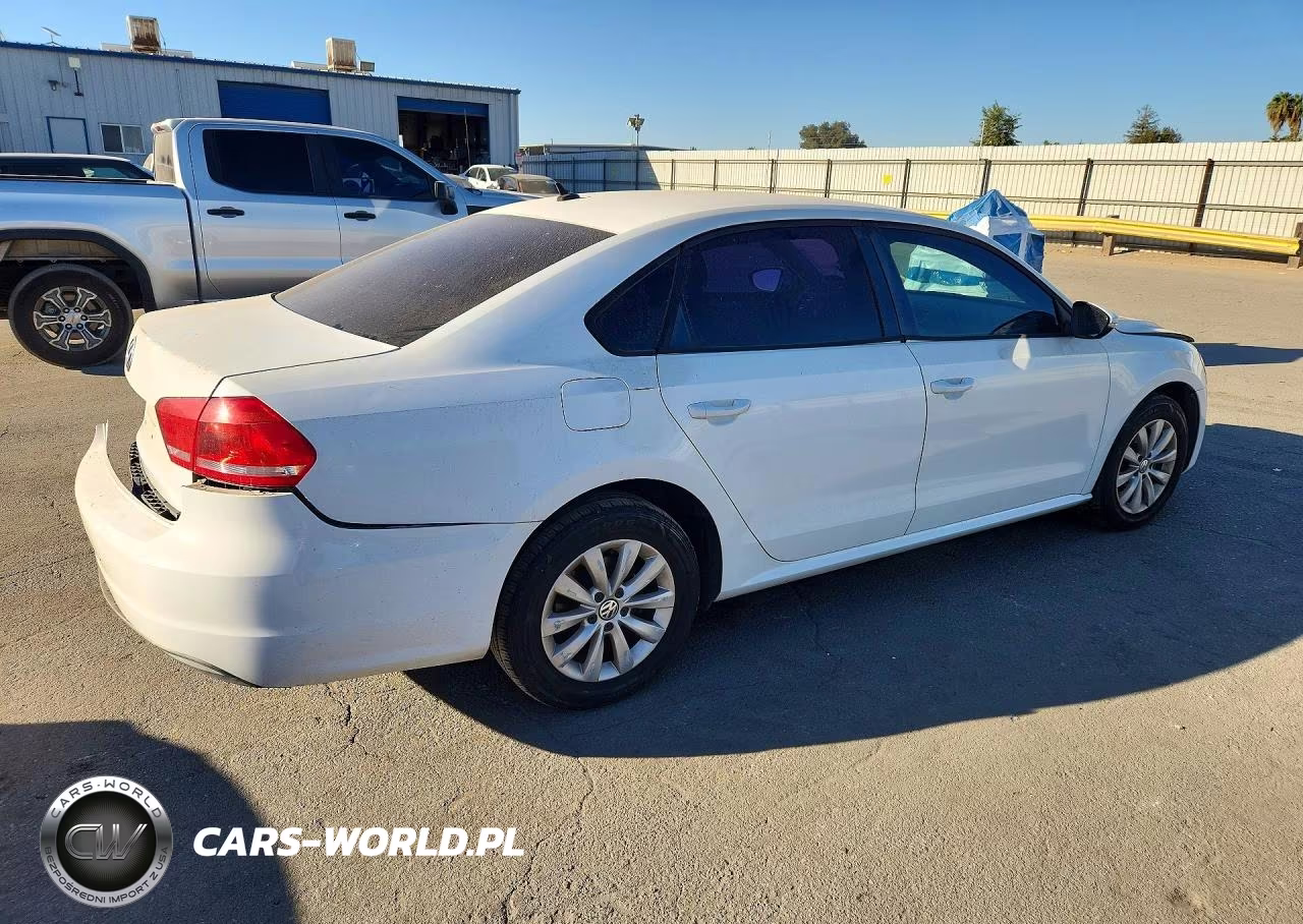 2012 Volkswagen Passat VIN:1VWAP7A30CC103226 - 3