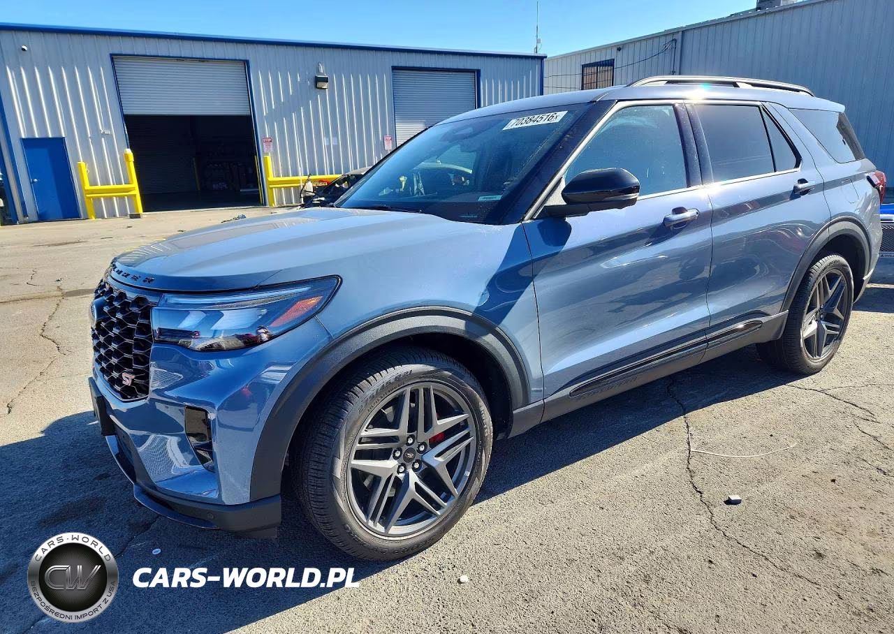 2025 Ford Explorer St