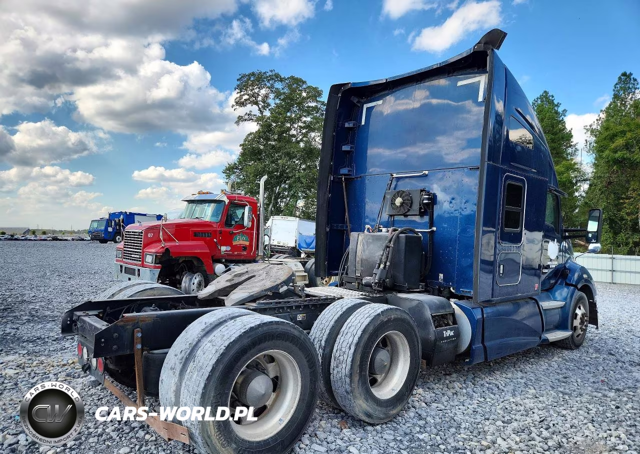 2017 Kenworth T680 Semi Truck VIN:1XKYDP9X8HJ142283 - 3