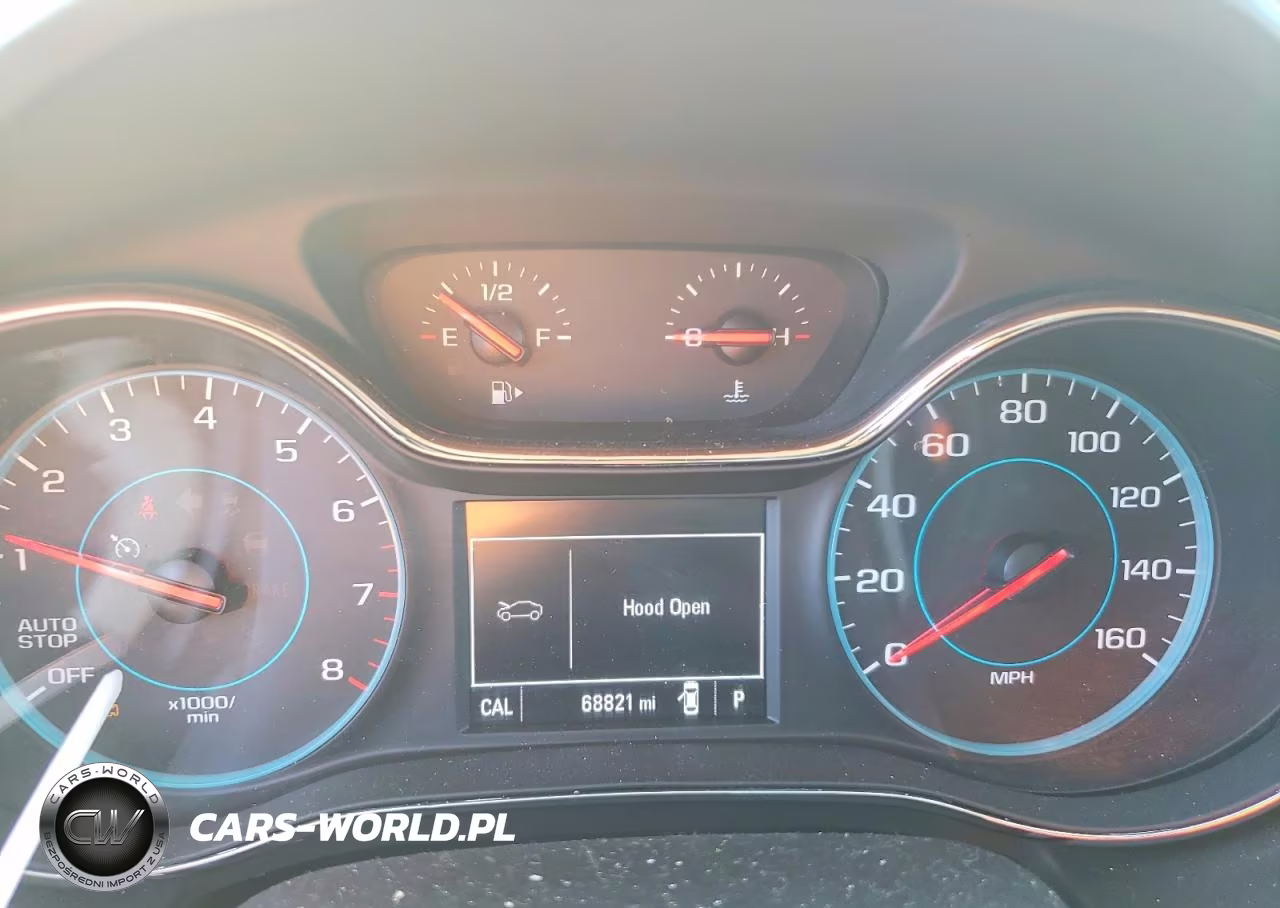 2018 Chevrolet Cruze Lt VIN:3G1BE6SM7JS613670 - 9