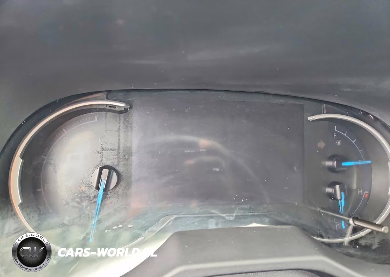 2025 Toyota Rav4 Hybrid Xle VIN:4T3RWRFVXSU176873 - 9