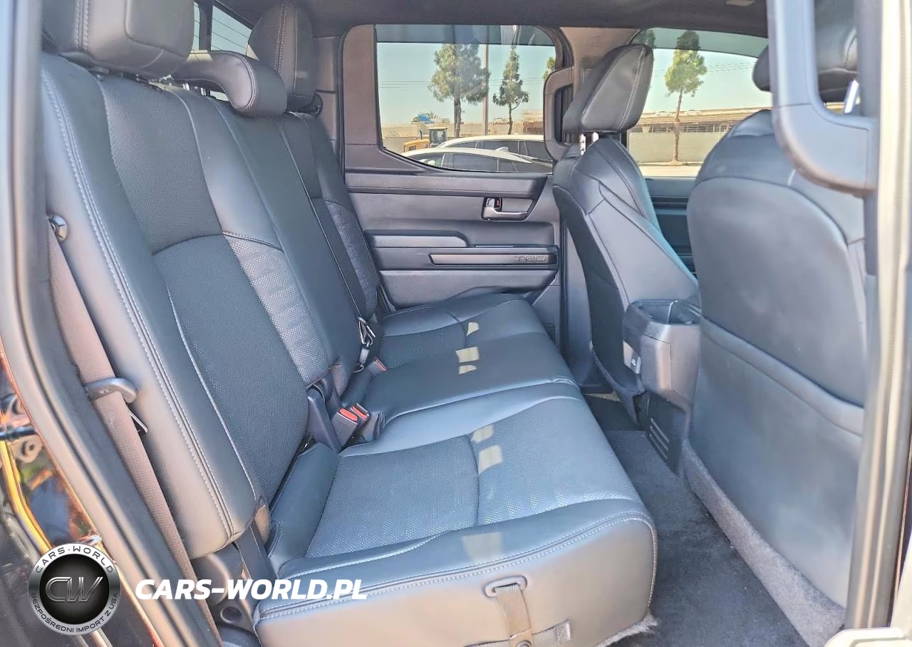 2025 Toyota Tacoma Trd Off-Road VIN:3TMLB5JN2SM102169 - 10