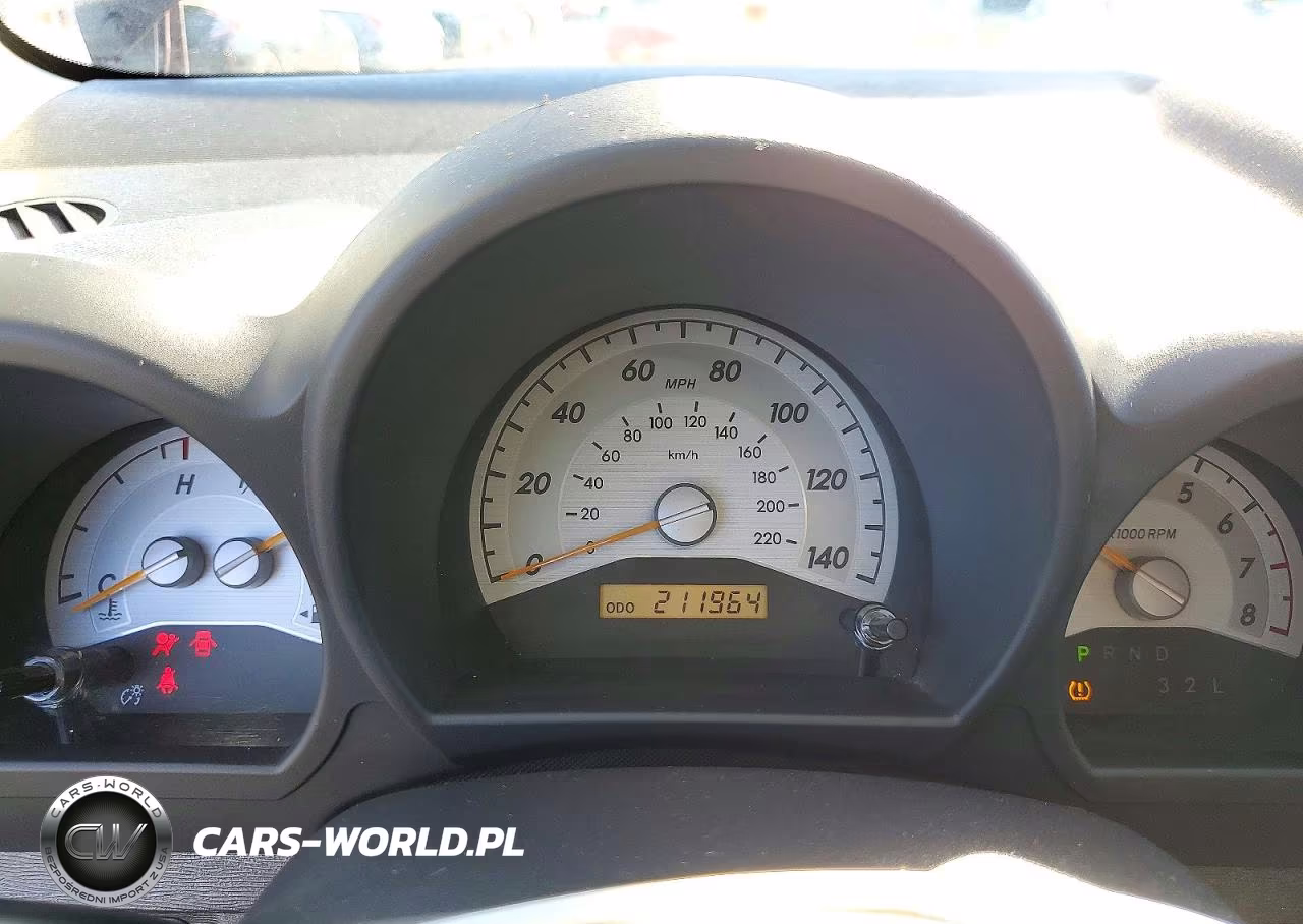2005 Scion Tc Base VIN:JTKDE177750050096 - 9