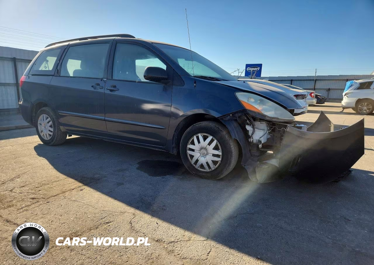 2007 Toyota Sienna VIN:5TDZK23C17S034992 - 4