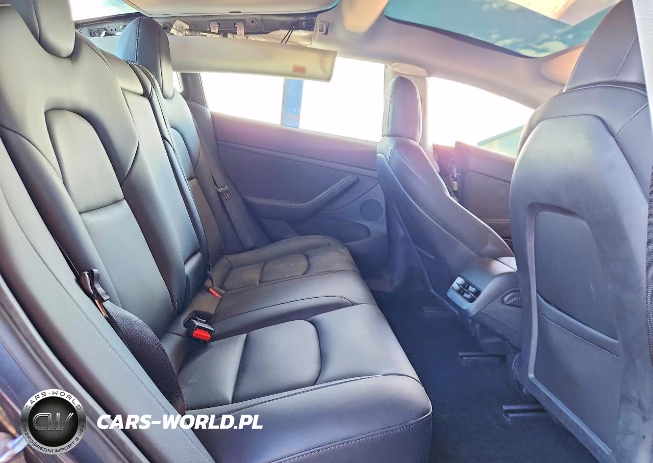 2022 Tesla Model 3 VIN:5YJ3E1EB8NF299390 - 10