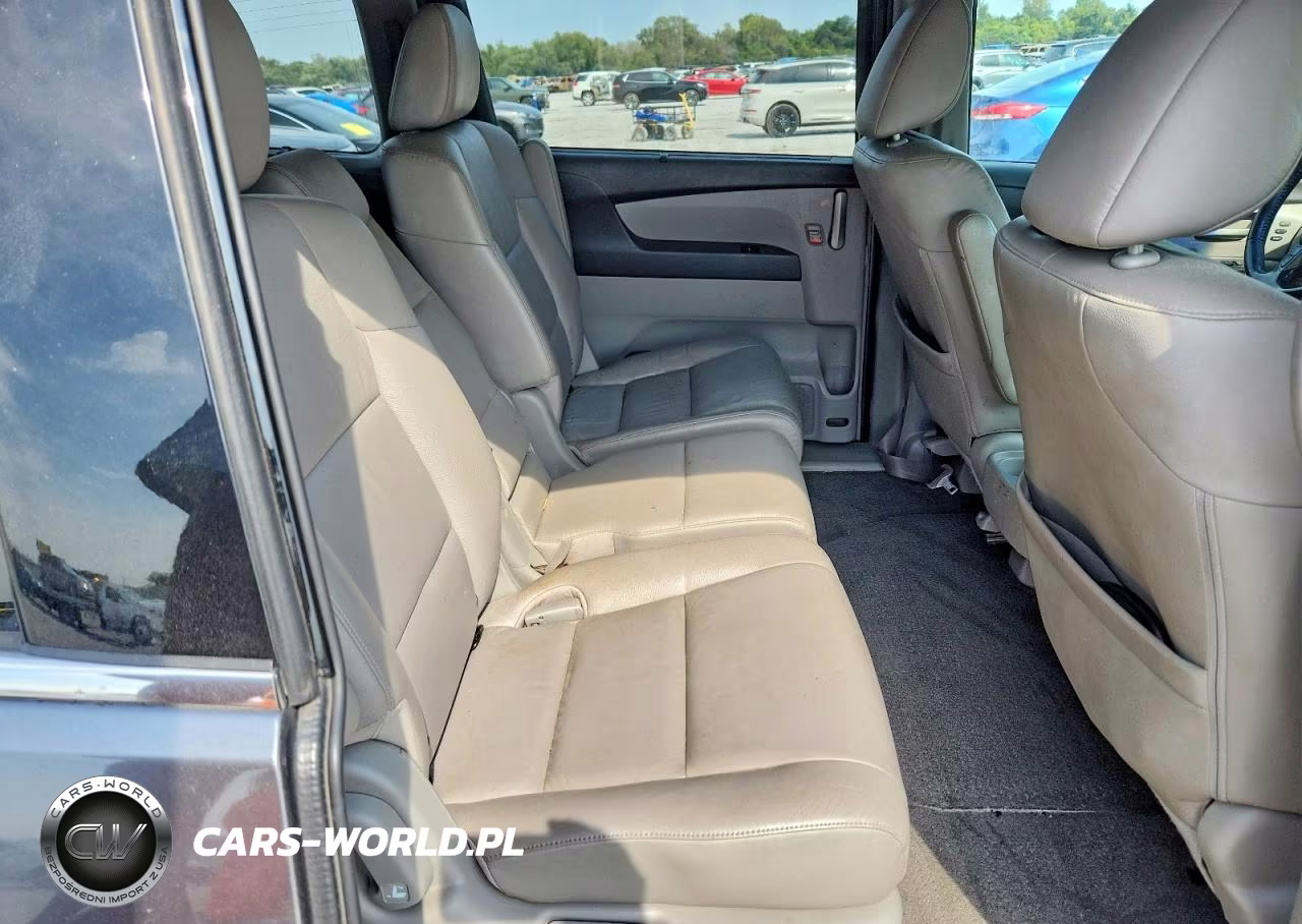 2011 Honda Odyssey Touring VIN:5FNRL5H98BB009578 - 11