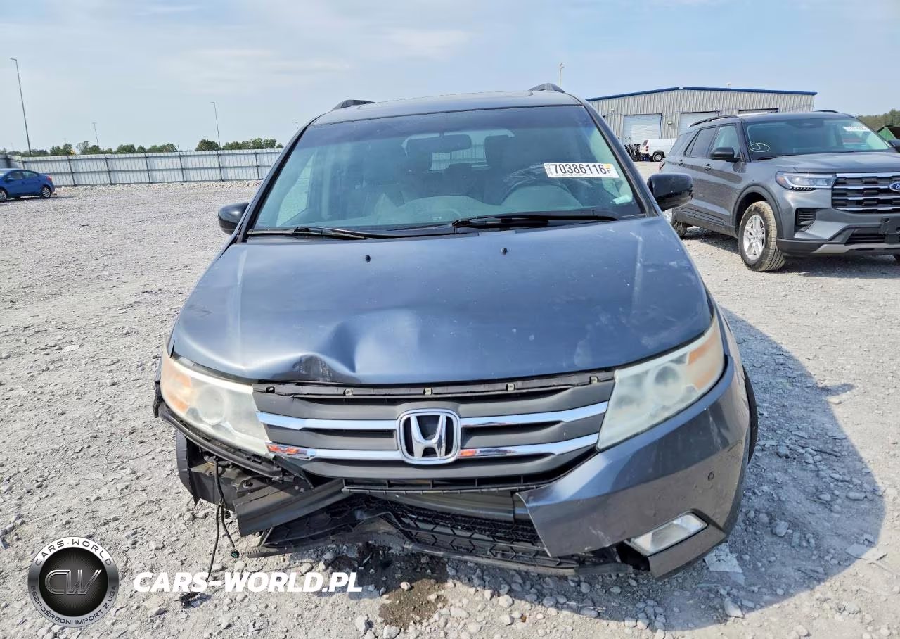 2011 Honda Odyssey Touring VIN:5FNRL5H98BB009578 - 5