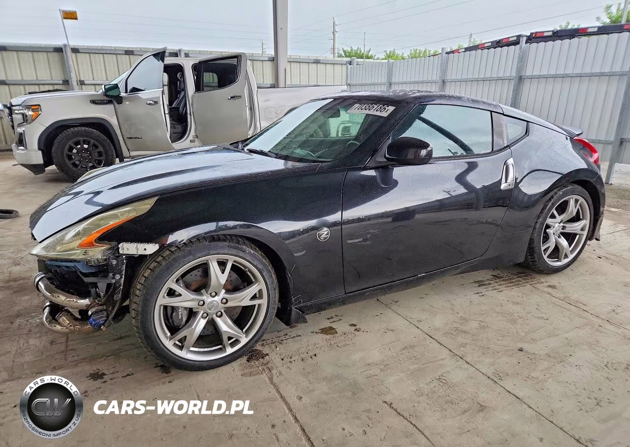2009 Nissan 370Z Base