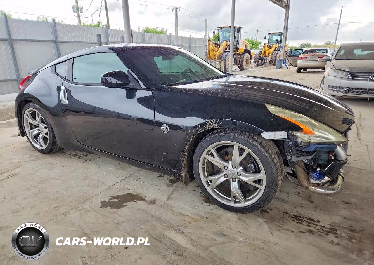 2009 Nissan 370Z Base VIN:JN1AZ44E09M405761 - 4