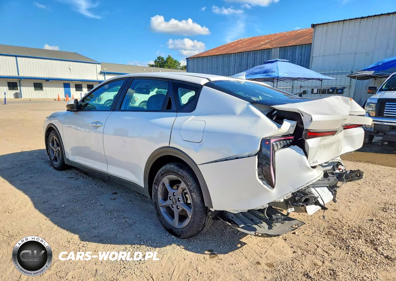 2025 Kia K4 Lxs VIN:3KPFT4DE1SE104974 - 2