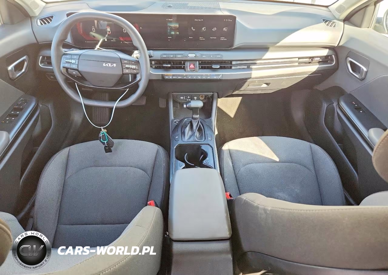 2025 Kia K4 Lxs VIN:3KPFT4DE1SE104974 - 8