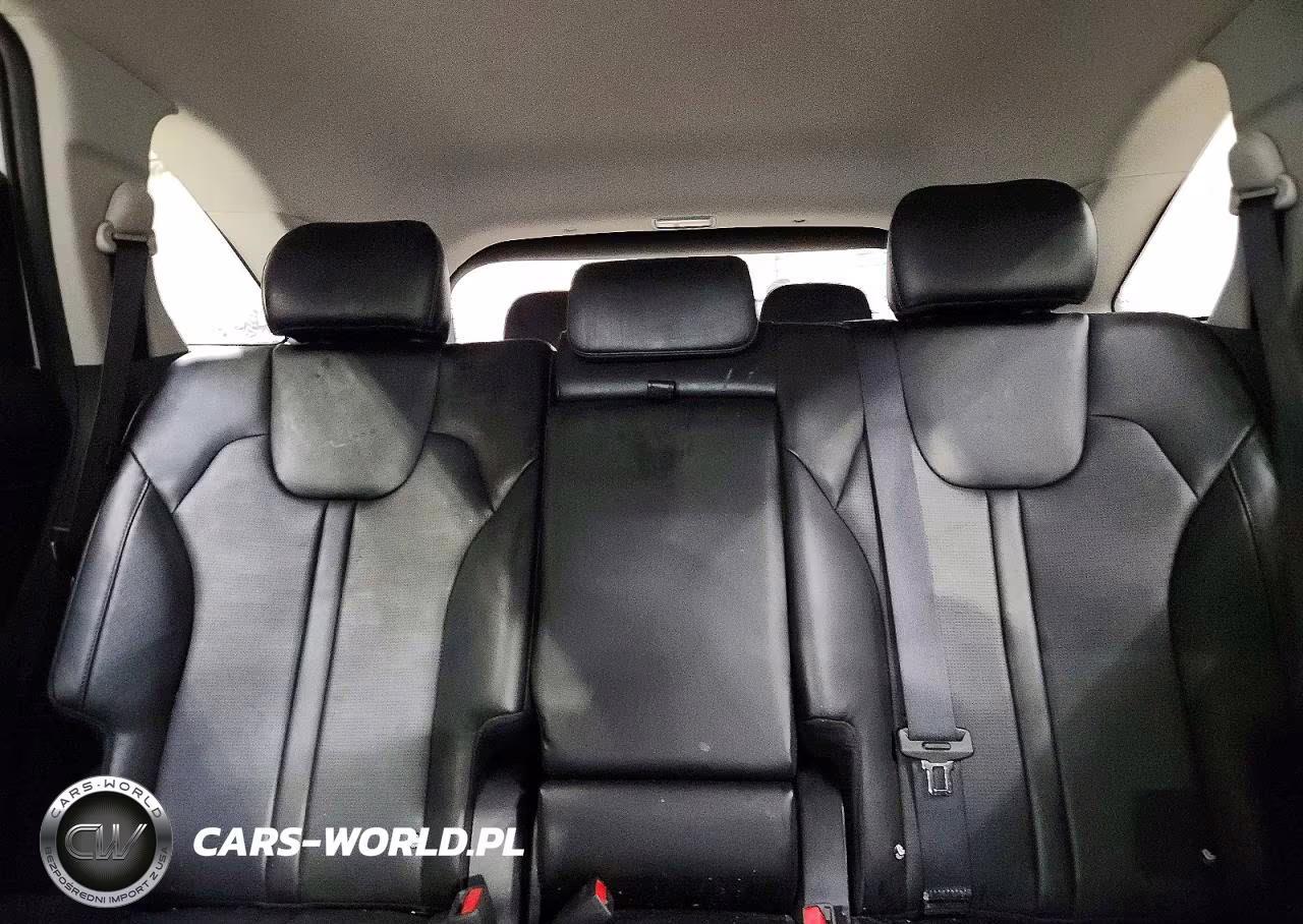 2024 Kia Sorento S VIN:5XYRL4JCXRG276580 - 10