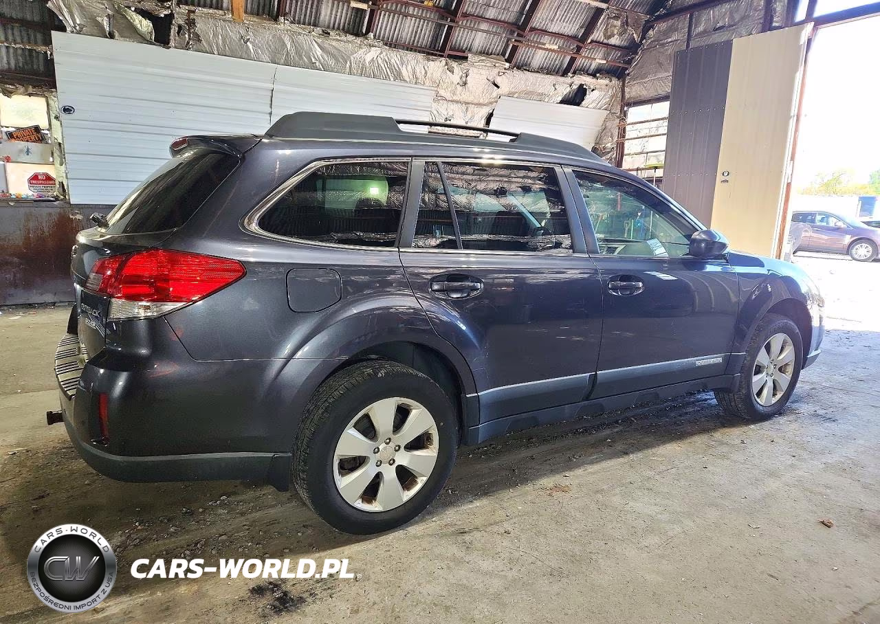 2012 Subaru Outback 2.5I Premium VIN:4S4BRBCCXC1296204 - 3